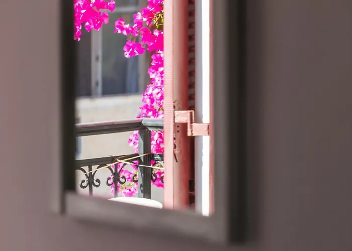 Marylee's Old Town Standard Adults Only 罗希姆诺