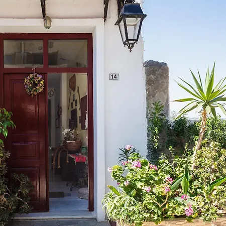 Marylee's Old Town Standard Adults Only Lejlighedshotel 3*