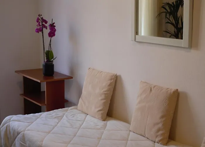 Marylee's Old Town Standard Adults Only Lejlighedshotel 3*